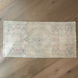 Vintage Turkish Hand Knotted Rug